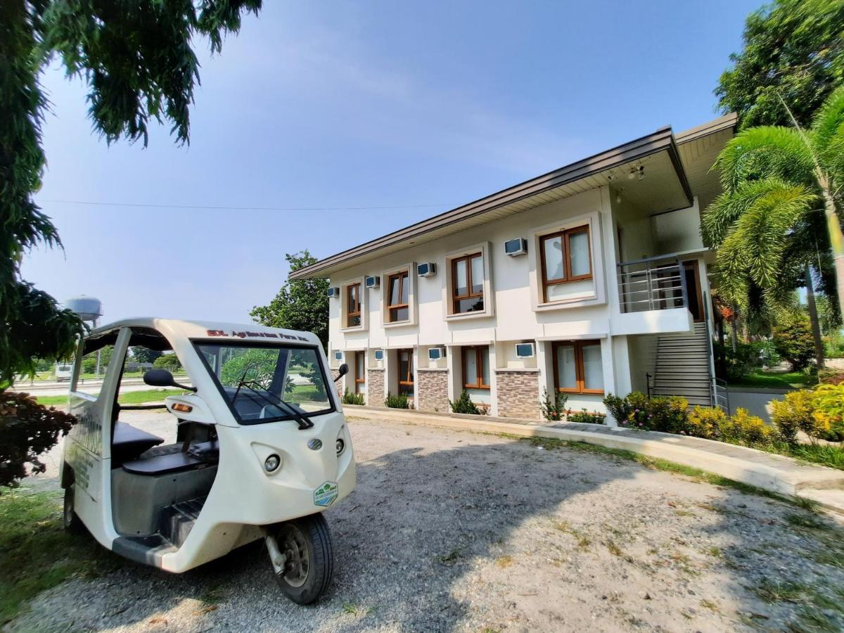 Estancia De Lorenzo Tarlac Luaran gambar
