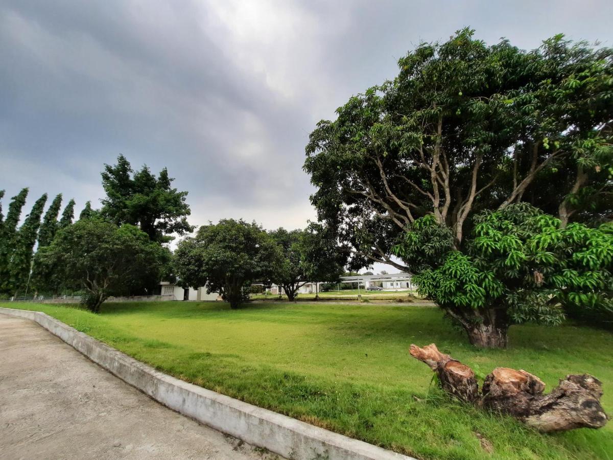 Estancia De Lorenzo Tarlac Luaran gambar